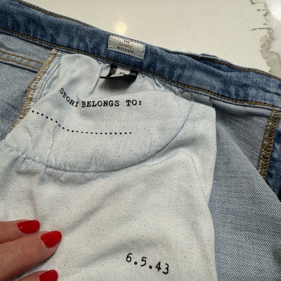 Light Blue Oliver Logan premium denim- Crosby Boyfriend 33 inches - Picture 4 of 11